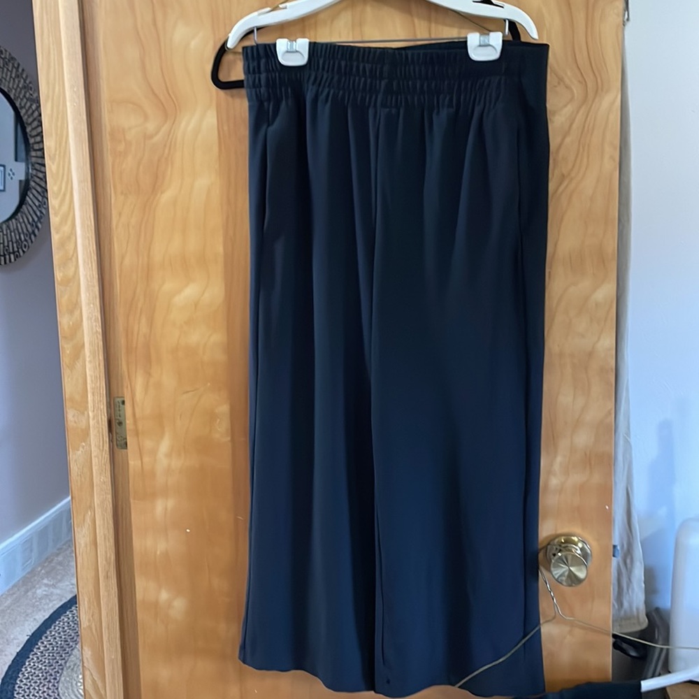 Nicole Miller capris